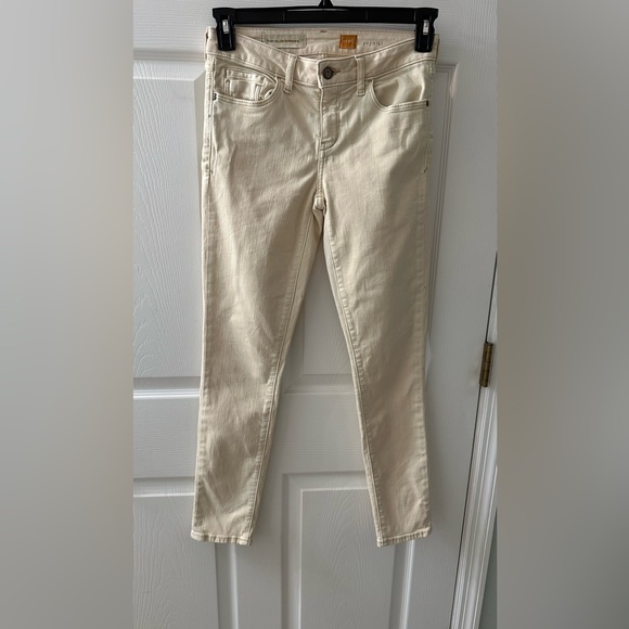 Pilcro and the Letterpress Anthropologie  “Skinny” Jeans – Eggshell/Cream - Picture 3 of 12